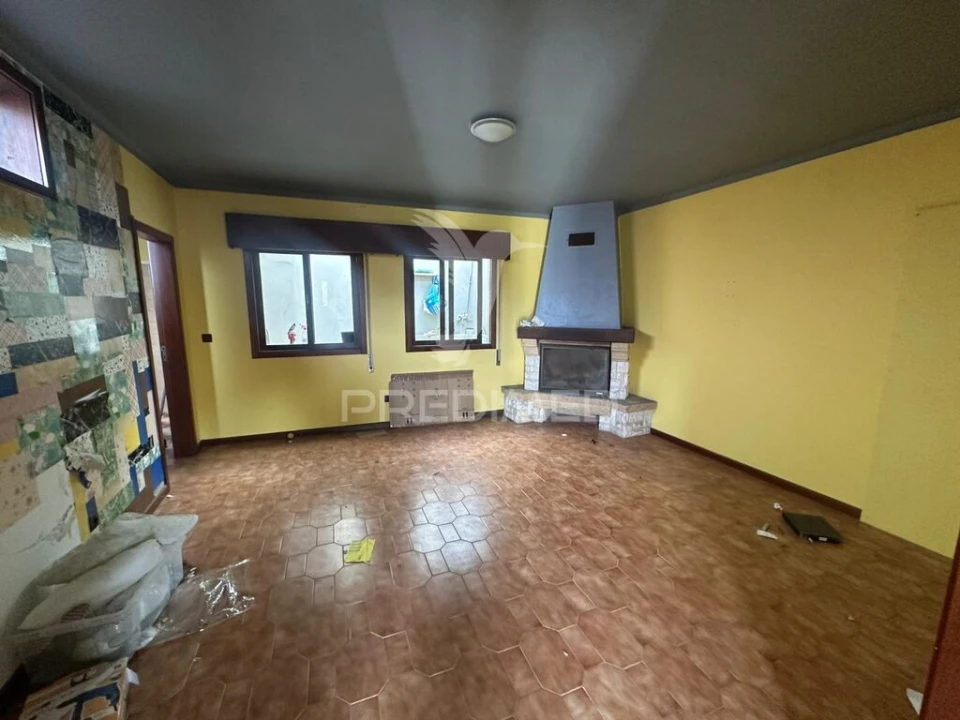 Moradia T3 para Venda em Cedrim e Paradela Foto 8