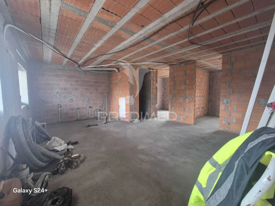 Apartamento T2 para Venda em Soutelo Foto 17