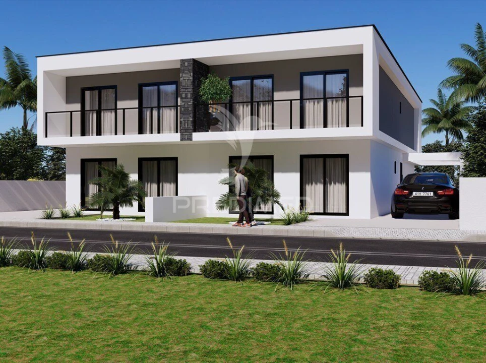 Moradia T4 para Venda em Fernao Ferro Foto 1