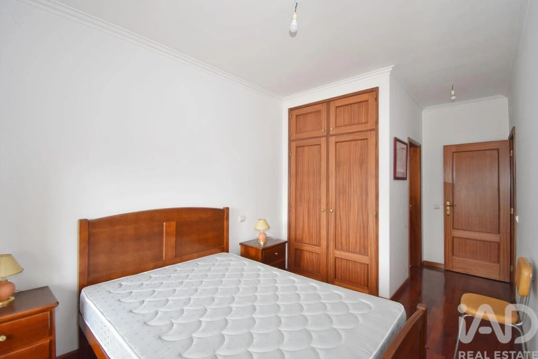 Apartamento T2 para Arrendamento em Miranda do Corvo Foto 20