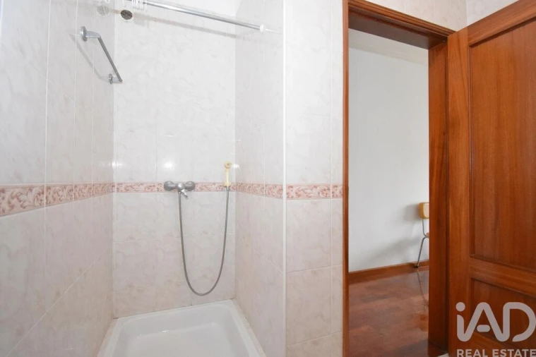 Apartamento T2 para Arrendamento em Miranda do Corvo Foto 18