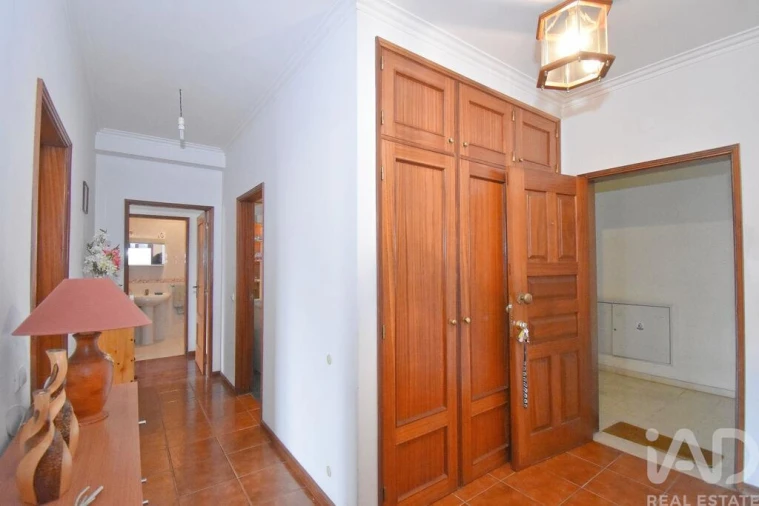 Apartamento T2 para Arrendamento em Miranda do Corvo Foto 11