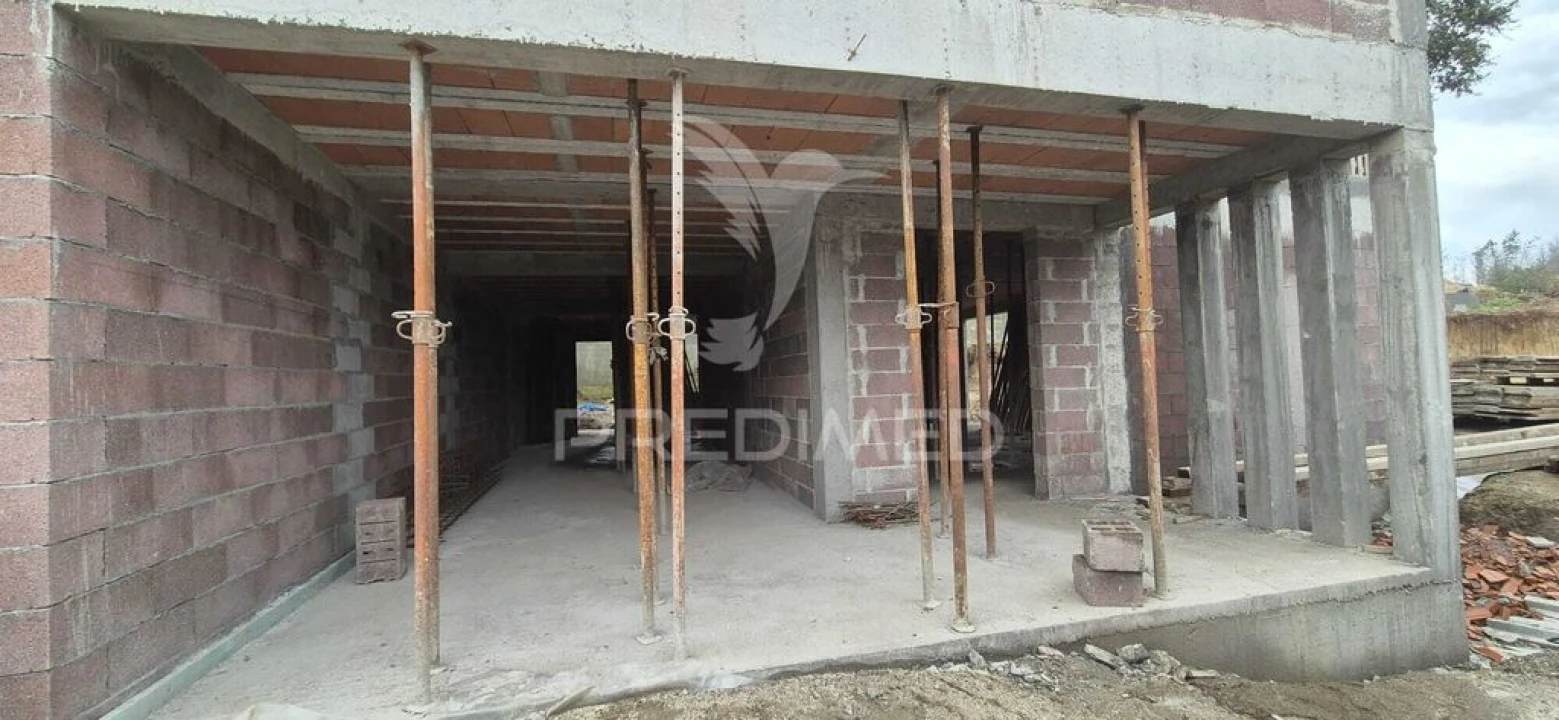 Moradia T3 para Venda em Soutelo Foto 3