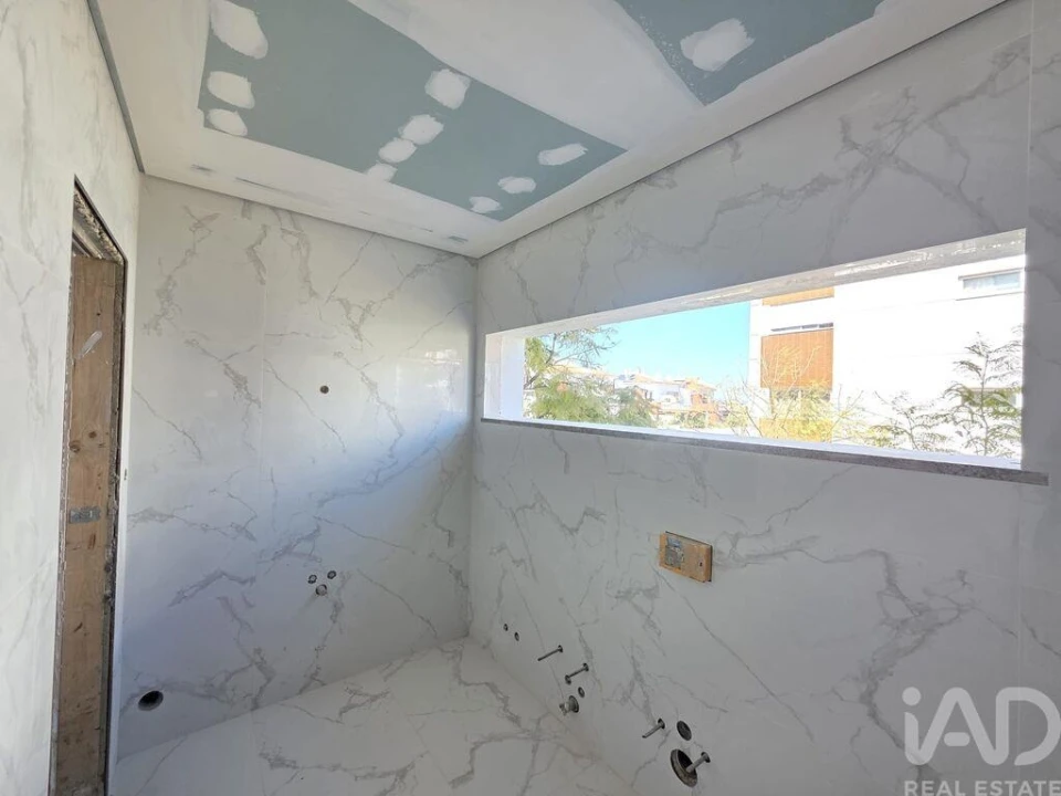Apartamento T3 para Venda em Portimão Foto 11