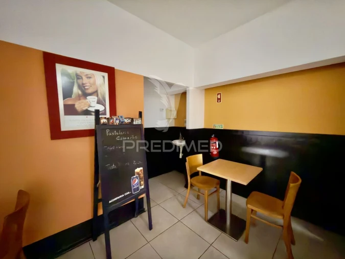 Loja para Venda em Almada, Cova da Piedade, Pragal e Cacilhas Foto 11