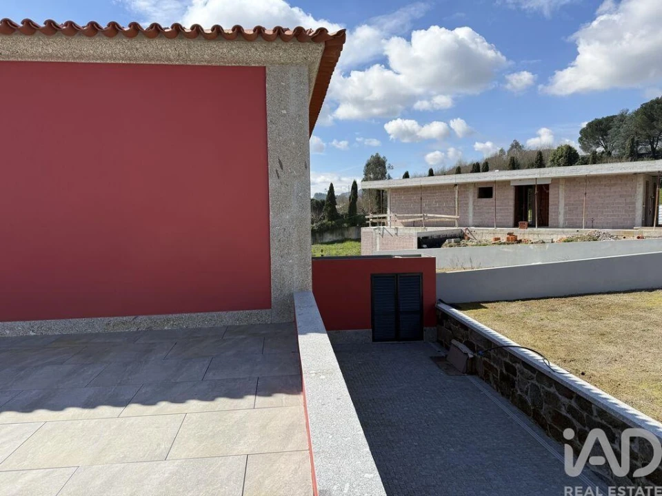 Moradia T3 para Venda em Pedreira, Rande e Sernande Foto 27