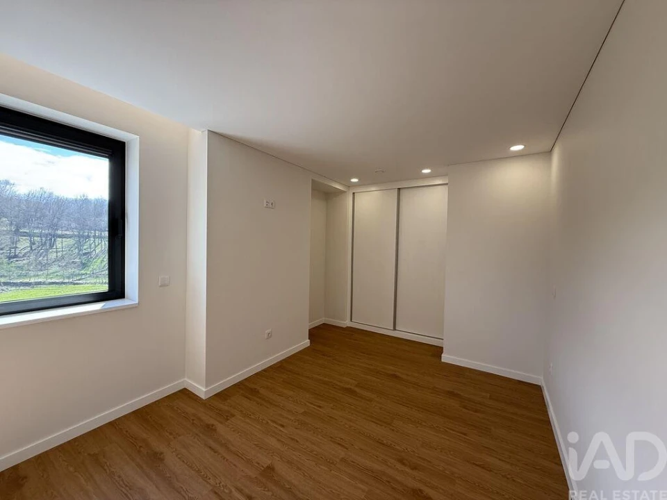 Moradia T3 para Venda em Pedreira, Rande e Sernande Foto 22