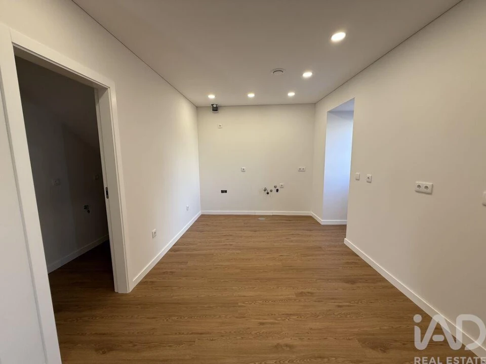 Moradia T3 para Venda em Pedreira, Rande e Sernande Foto 13