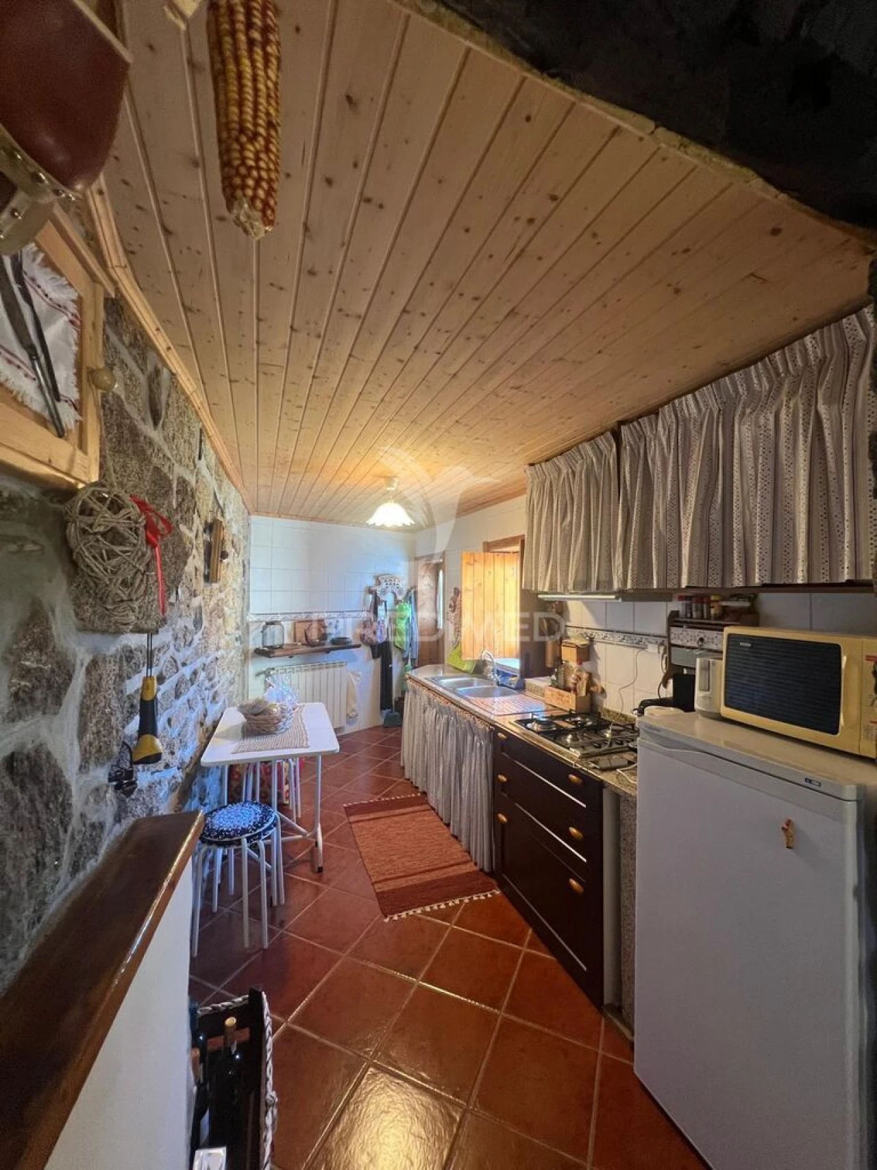 Moradia T2 para Venda em Gralhas Foto 3