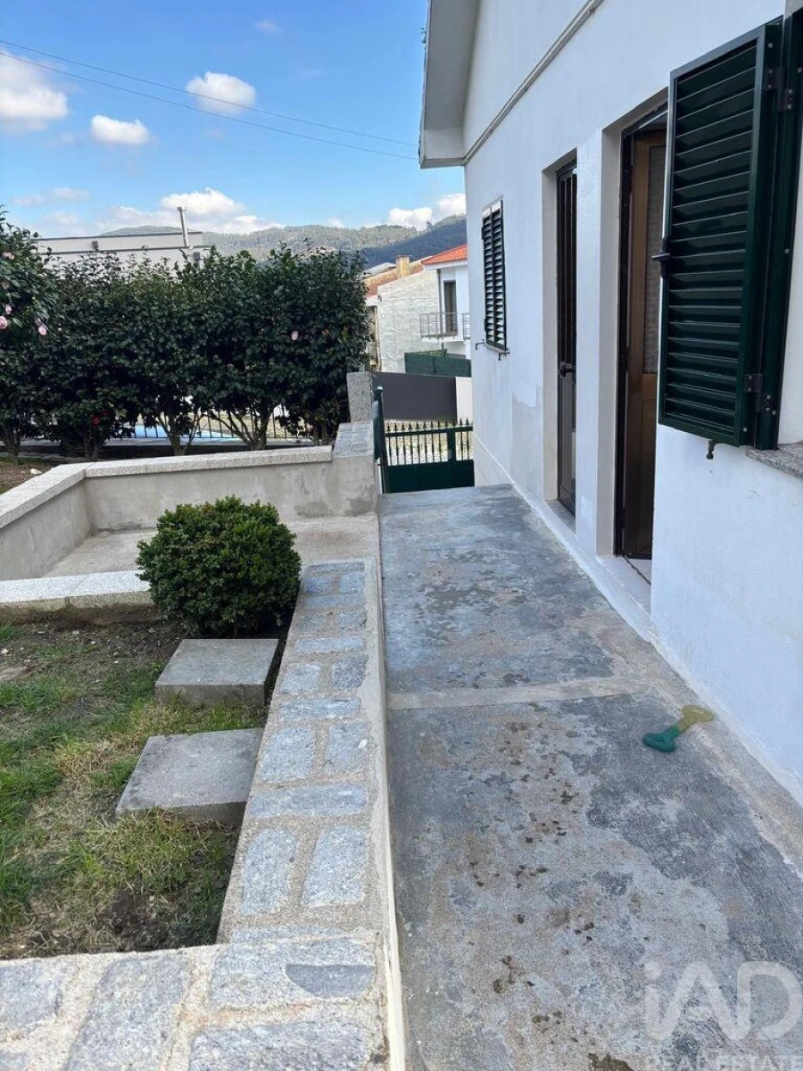 Moradia T5 para Venda em Gualtar Foto 10