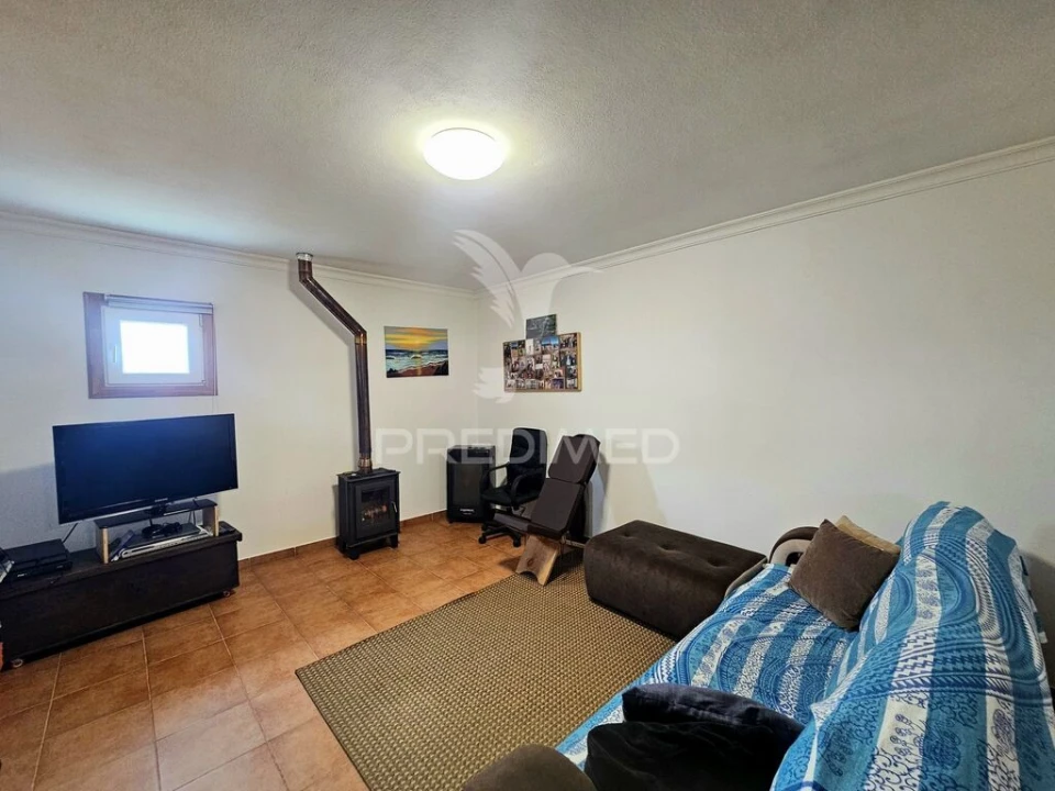 Moradia T2 para Venda em Santa Barbara de Padrões Foto 6