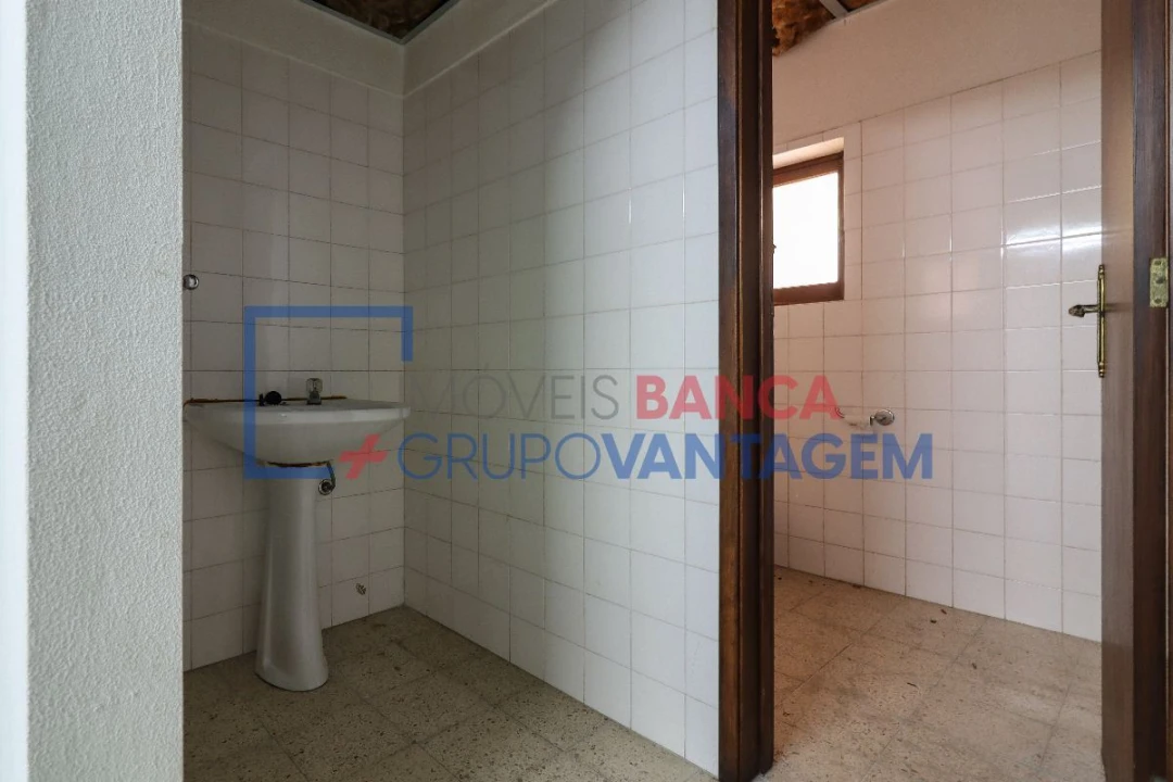 Loja para Venda em Santa Maria, São Pedro e Matacães Foto 22