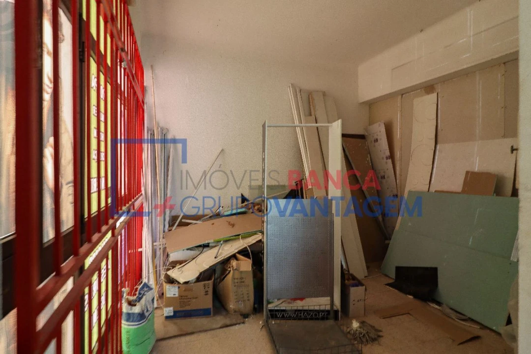 Loja para Venda em Santa Maria, São Pedro e Matacães Foto 24