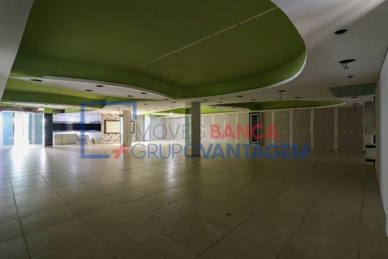 Loja para Venda em Santa Maria, São Pedro e Matacães Foto 3