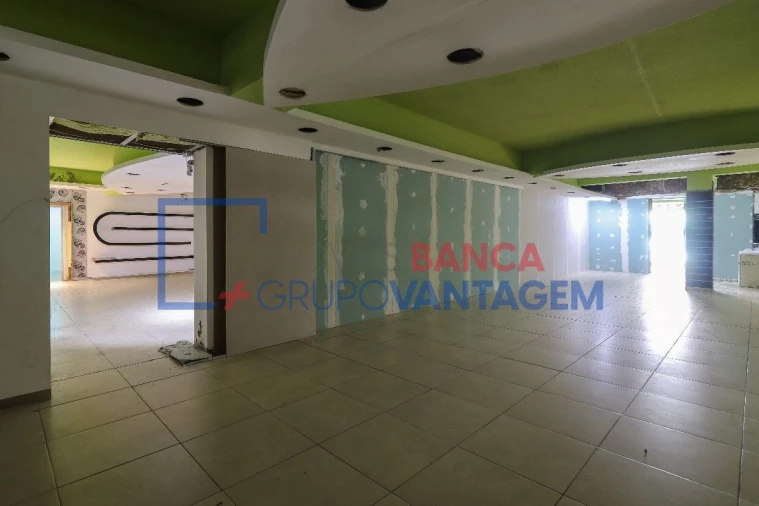 Loja para Venda em Santa Maria, São Pedro e Matacães Foto 14