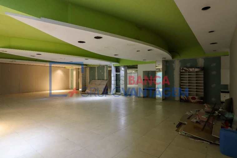 Loja para Venda em Santa Maria, São Pedro e Matacães Foto 4