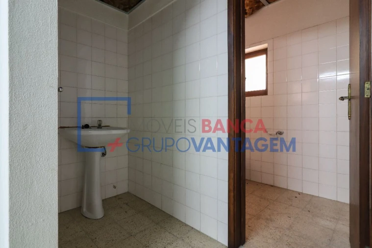 Loja para Venda em Santa Maria, São Pedro e Matacães Foto 22