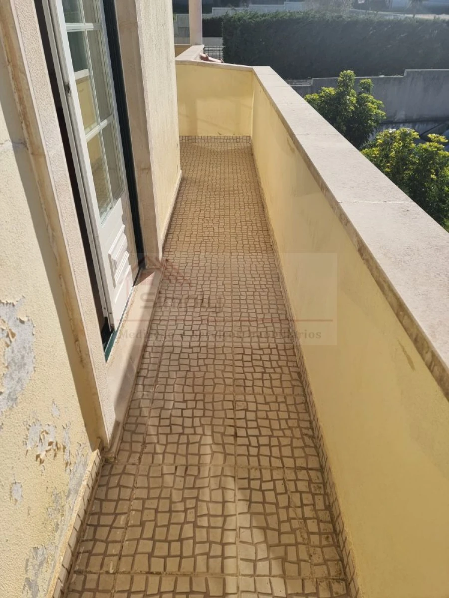 Moradia T3 para Venda em Santa Barbara Foto 18