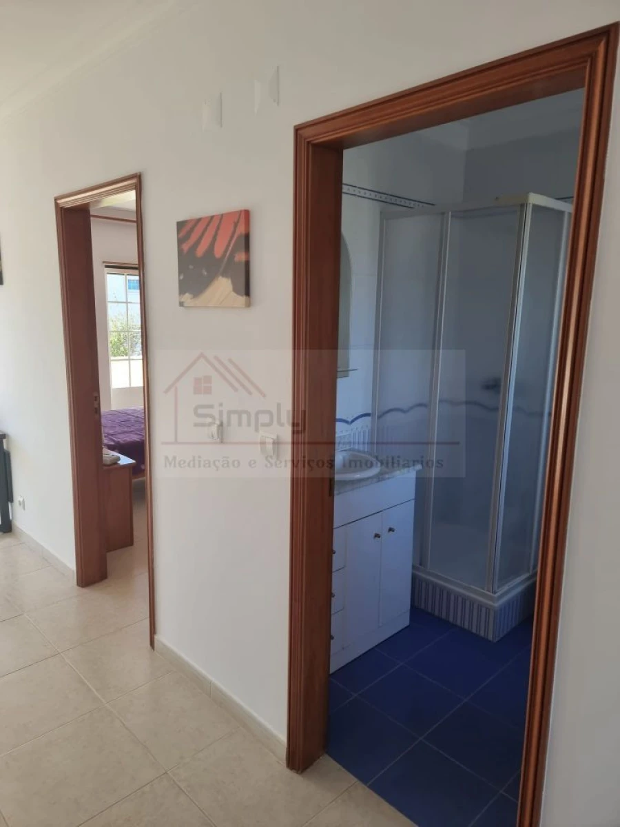 Moradia T3 para Venda em Santa Barbara Foto 13