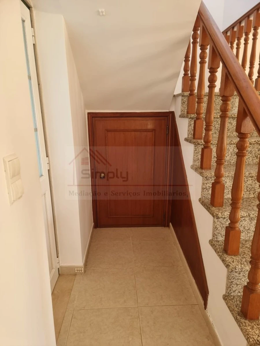 Moradia T3 para Venda em Santa Barbara Foto 28