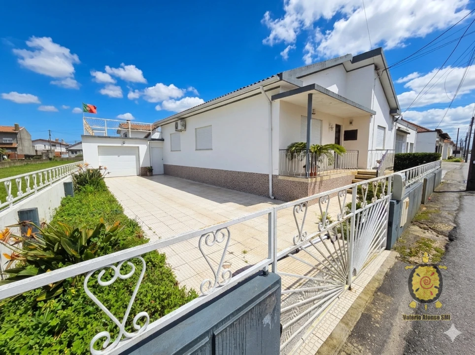 Moradia T3 para Venda em Gafanha da Nazaré Foto 1