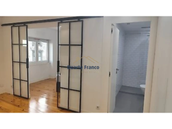 Apartamento T1 para Venda em Campanhã Foto 8
