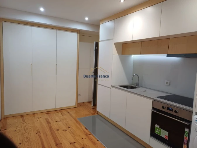 Apartamento T1 para Venda em Campanhã Foto 5