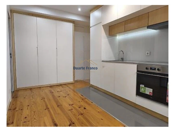 Apartamento T1 para Venda em Campanhã Foto 13