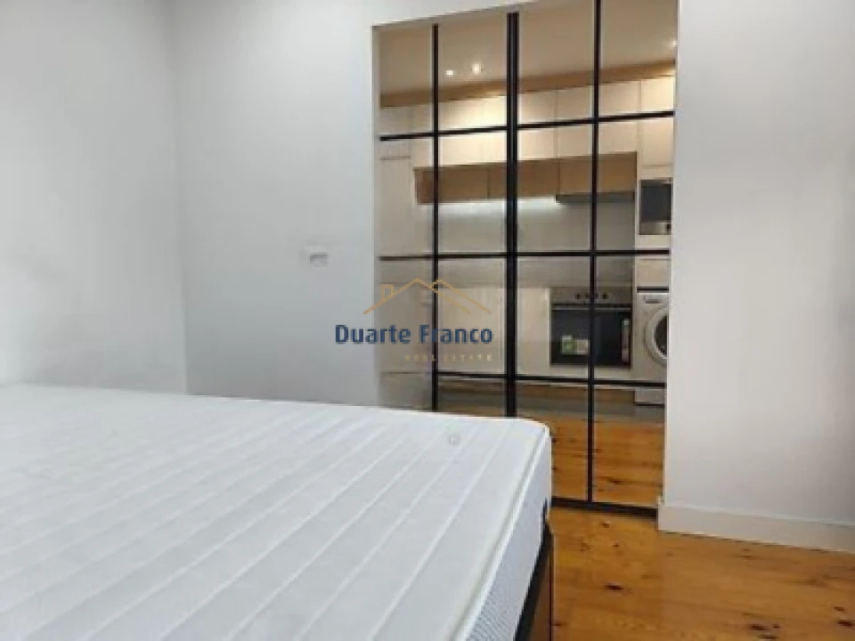 Apartamento T1 para Venda em Campanhã Foto 10