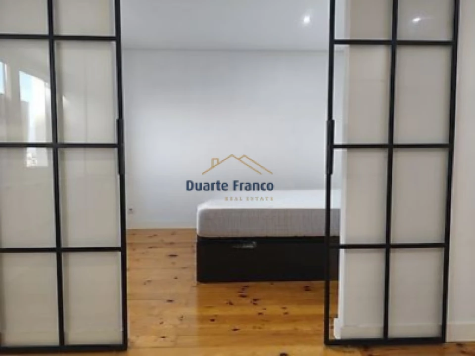 Apartamento T1 para Venda em Campanhã Foto 9