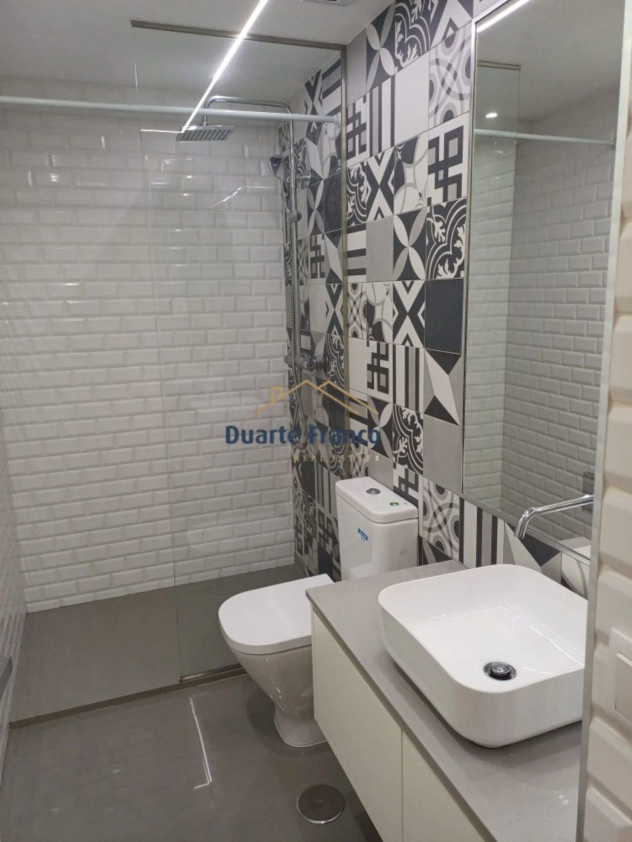 Apartamento T1 para Venda em Campanhã Foto 14