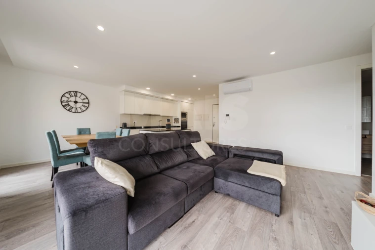 Apartamento T2 para Venda em Atouguia da Baleia Foto 6