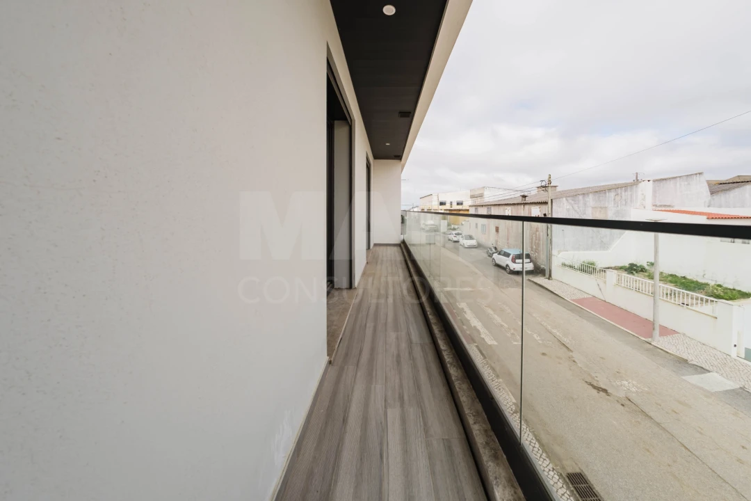 Apartamento T2 para Venda em Atouguia da Baleia Foto 10