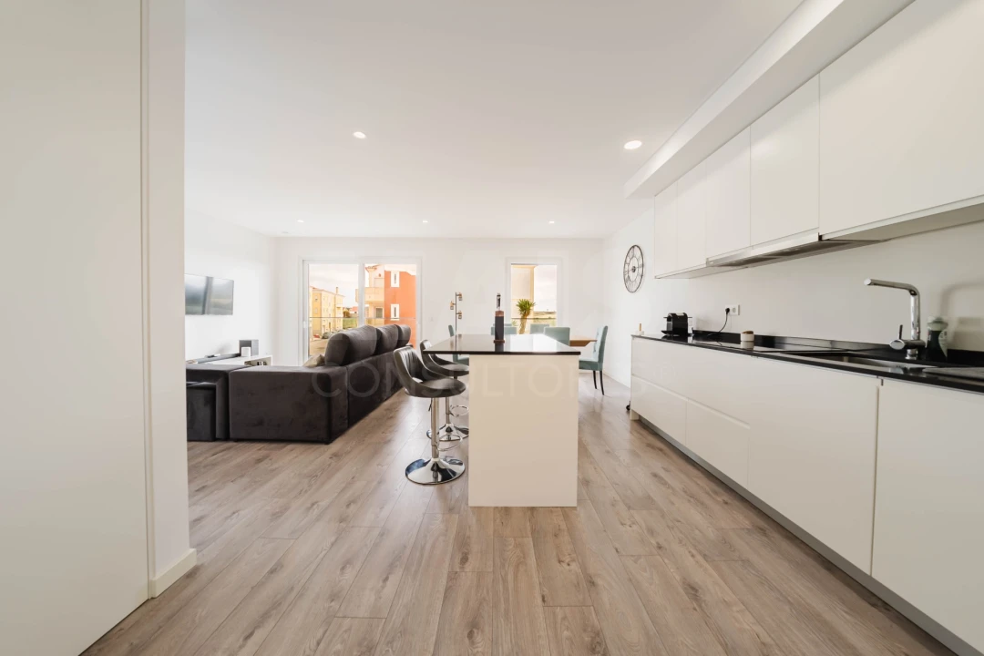 Apartamento T2 para Venda em Atouguia da Baleia Foto 3