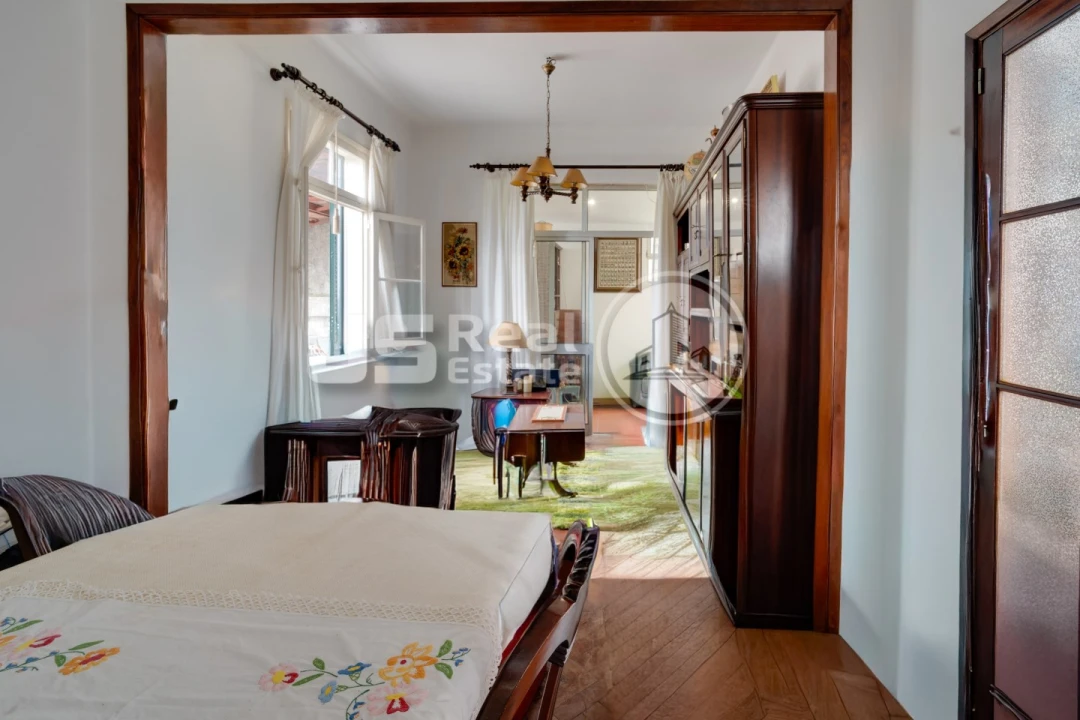 Moradia T5 para Venda em Funchal (Santa Maria Maior) Foto 19