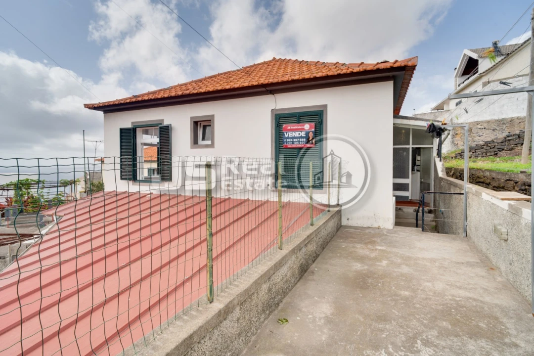 Moradia T5 para Venda em Funchal (Santa Maria Maior) Foto 21