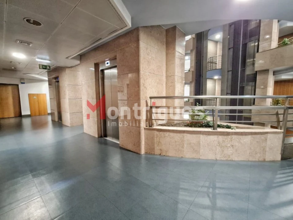 Escritório para Venda em Parque das Nações Foto 5
