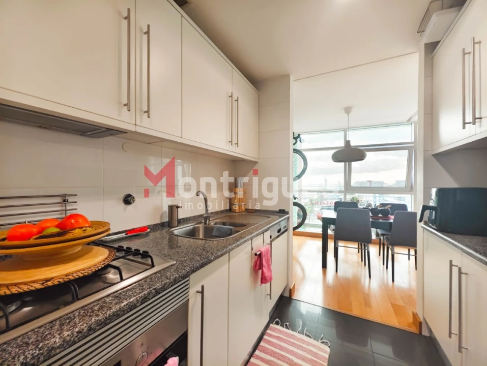 Apartamento T2 para Venda em Parque das Nações Foto 11