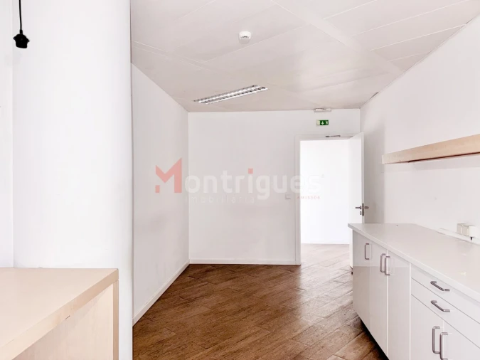 Escritório para Venda em Avenidas Novas Foto 6