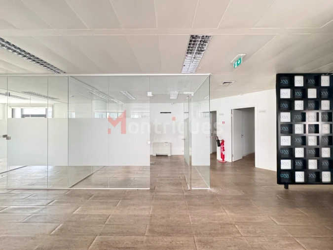 Escritório para Venda em Avenidas Novas Foto 18