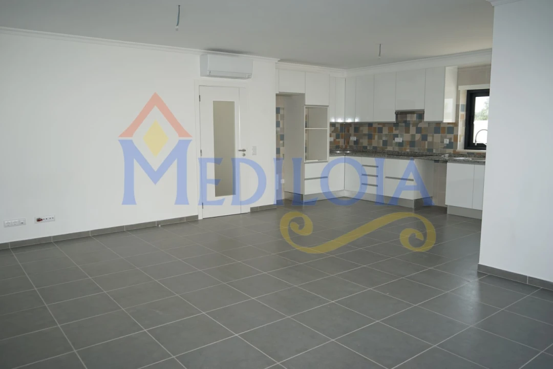 Moradia T3 para Venda em Vila Nova de Cacela Foto 12