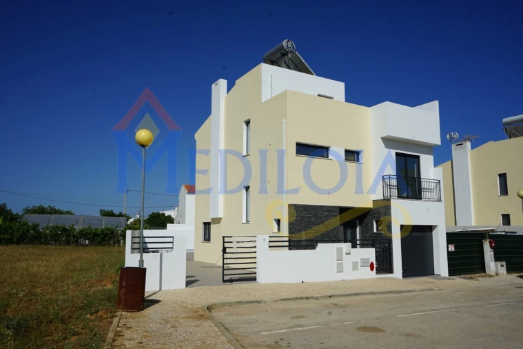 Moradia T3 para Venda em Vila Nova de Cacela