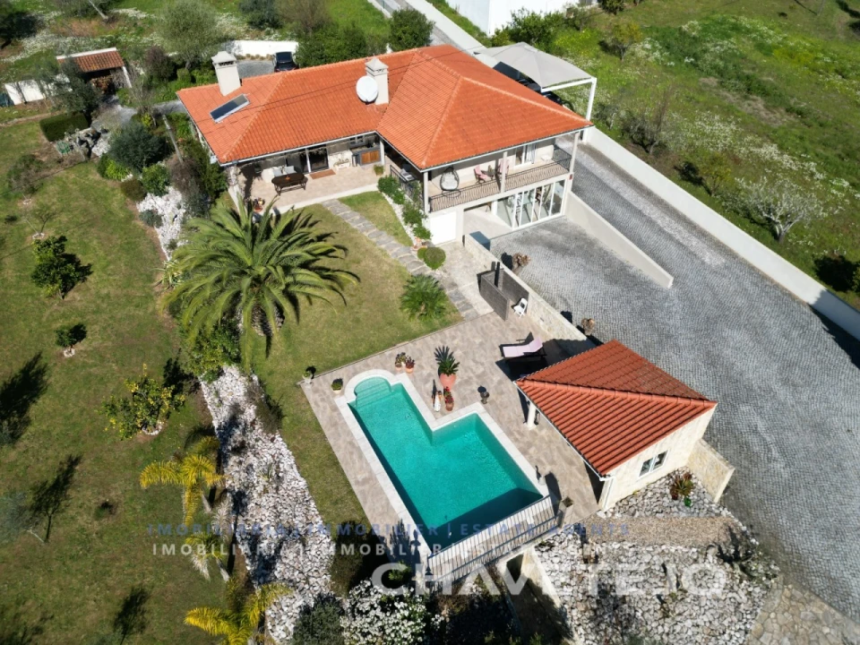 Moradia T3 para Venda em Areias e Pias Foto 44