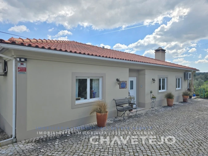 Moradia T3 para Venda em Areias e Pias Foto 4