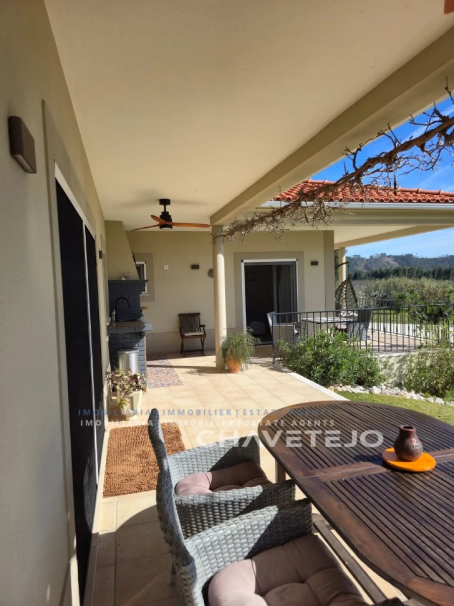 Moradia T3 para Venda em Areias e Pias Foto 16