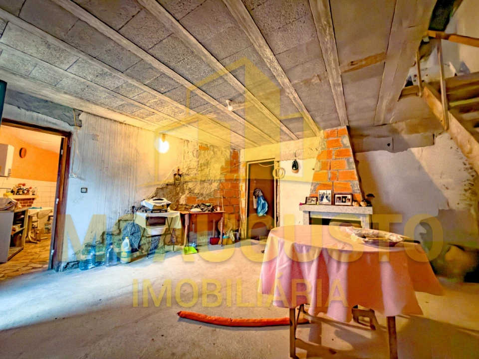 Moradia T3 para Venda em Almofala e Escarigo Foto 10