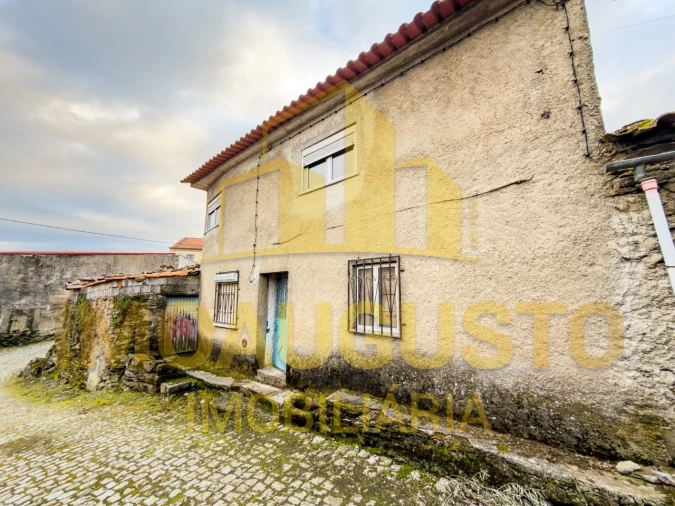 Moradia T3 para Venda em Almofala e Escarigo Foto 11