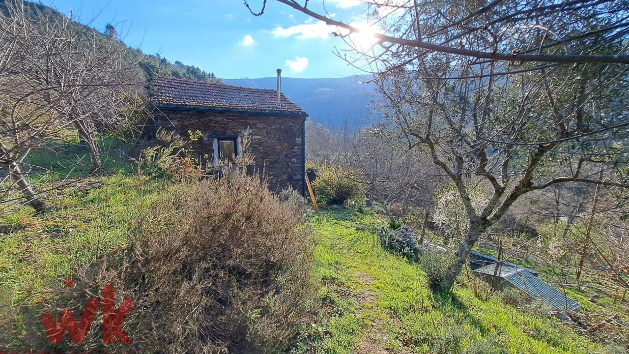 Terreno para Venda em Sazes da Beira Foto 13