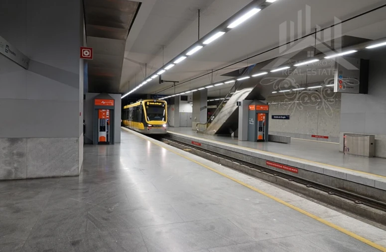 Apartamento T3 para Venda em Campanhã Foto 24