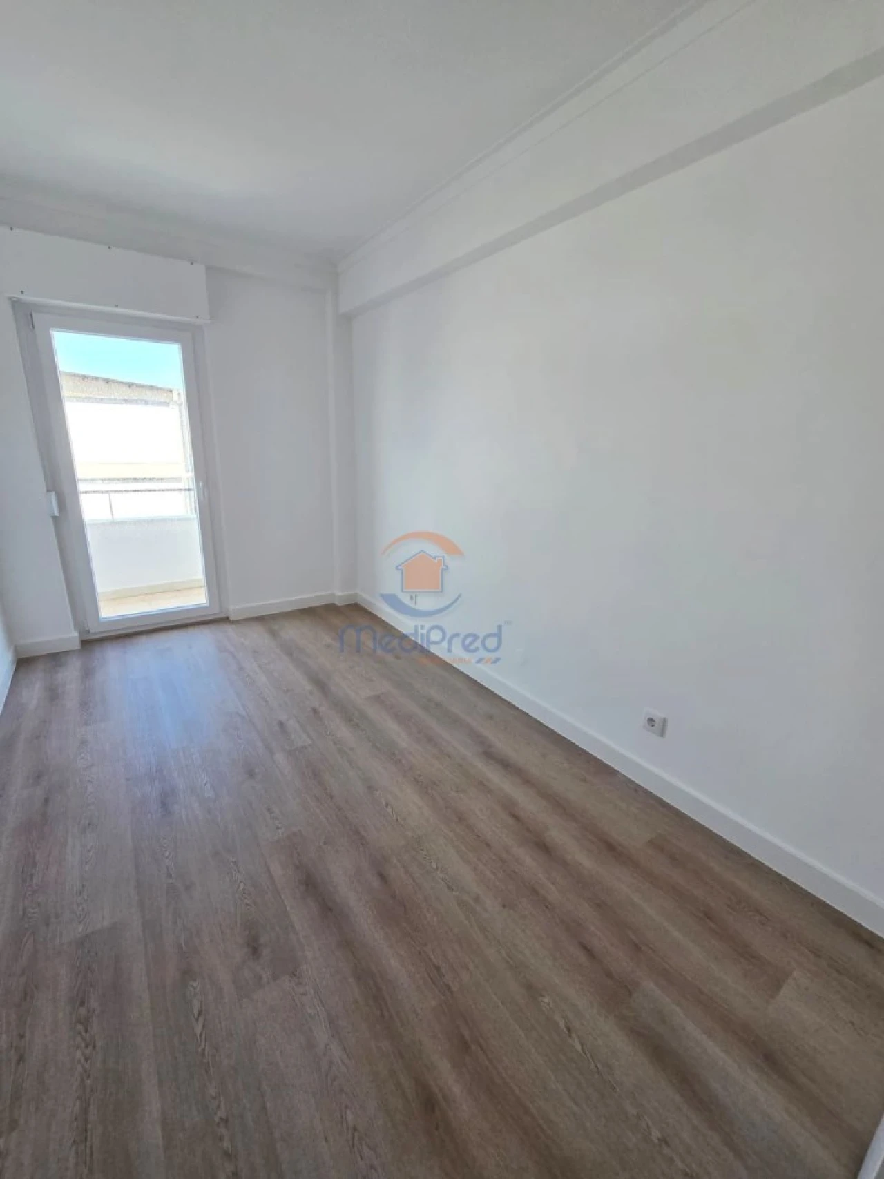 Apartamento T3 para Venda em Sacavém e Prior Velho Foto 26